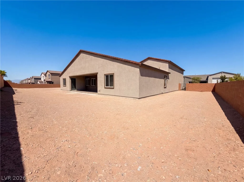 8219 Gusty Brook, Las Vegas, NV 89113