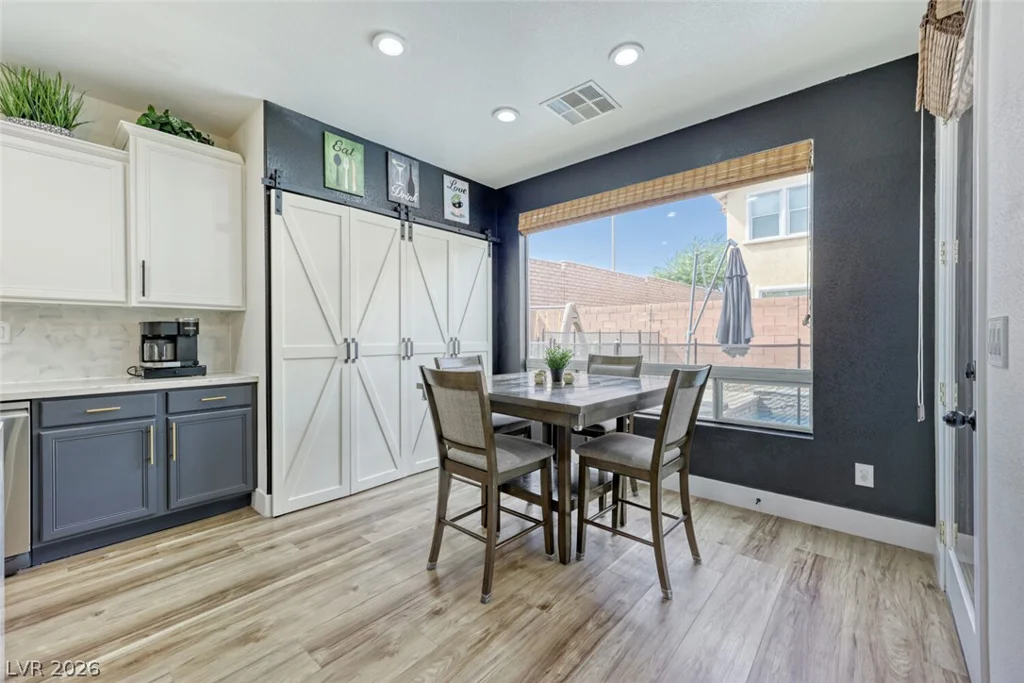 8592 Garden Valley, Las Vegas, NV 89178