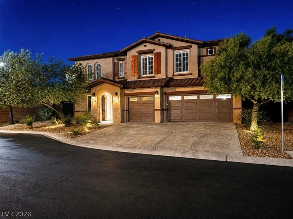 8592 Garden Valley, Las Vegas, NV 89178