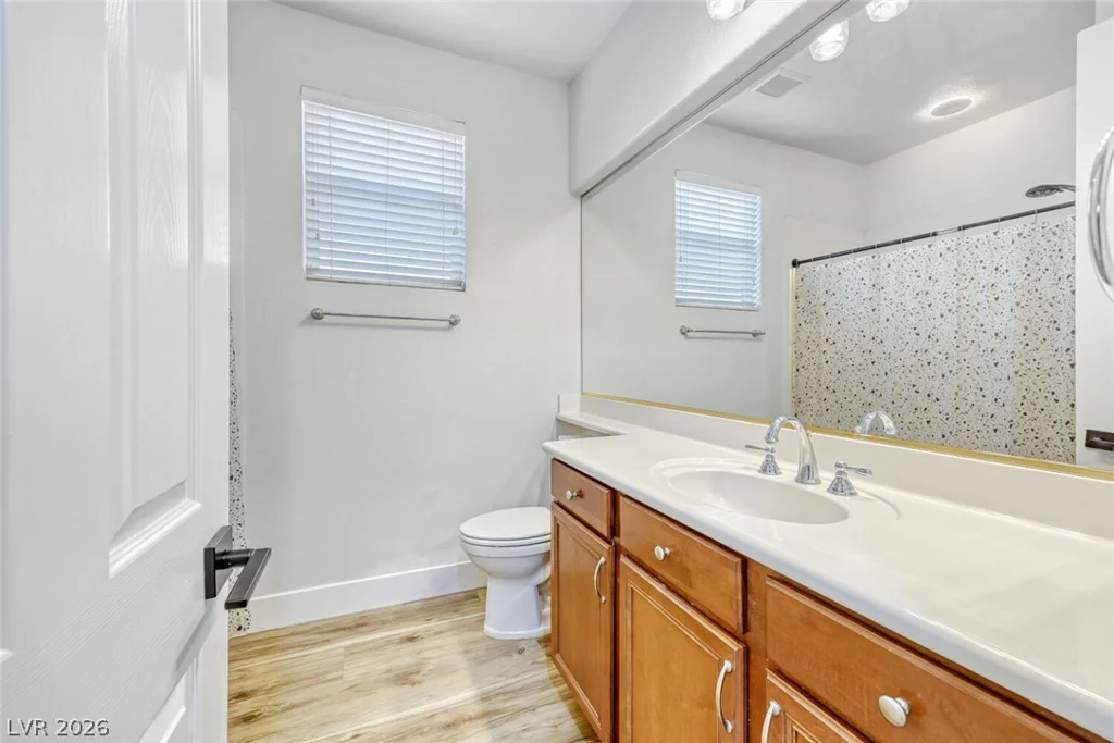 8592 Garden Valley, Las Vegas, NV 89178