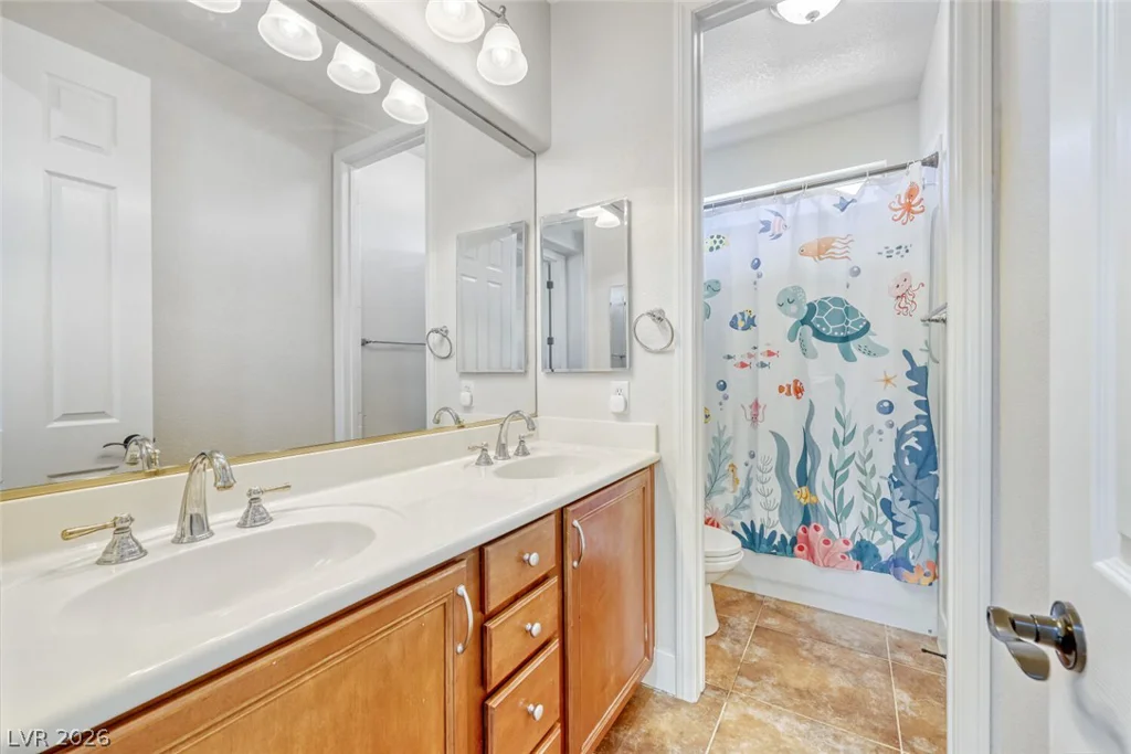 8592 Garden Valley, Las Vegas, NV 89178