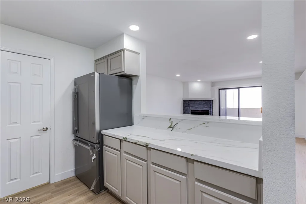 2451 Rainbow, Las Vegas, NV 89108