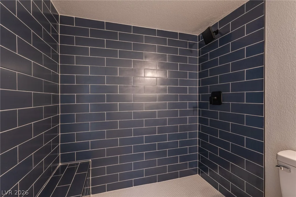 2451 Rainbow, Las Vegas, NV 89108