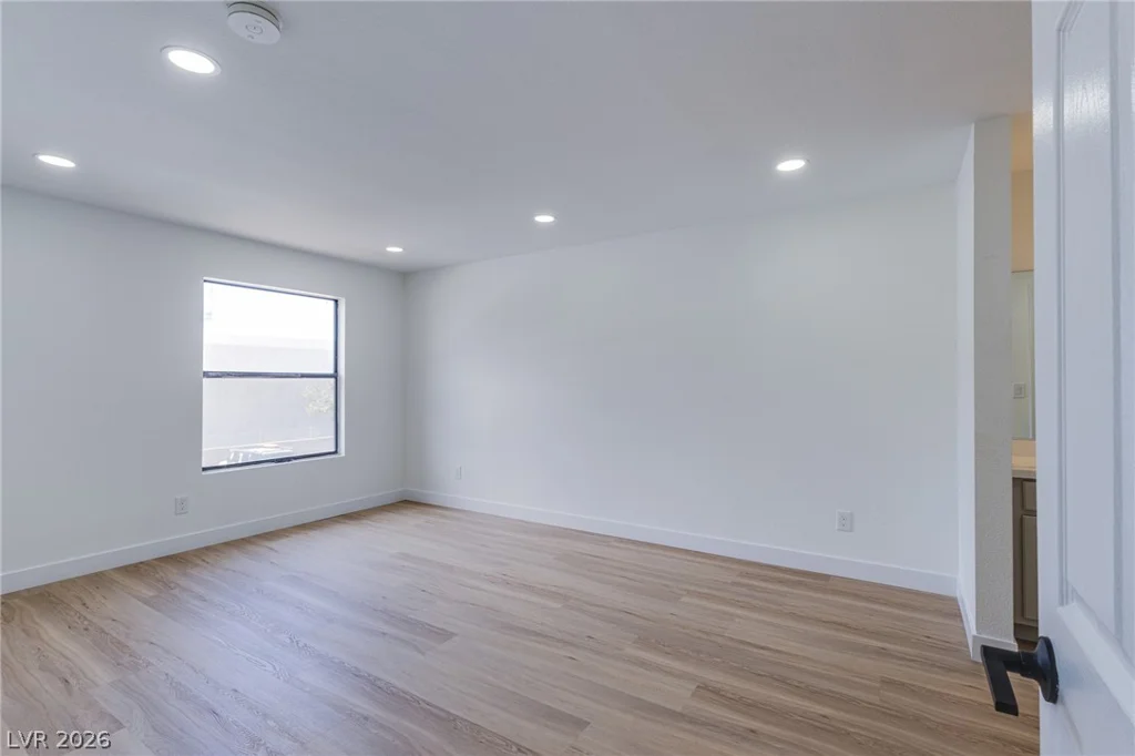 2451 Rainbow, Las Vegas, NV 89108