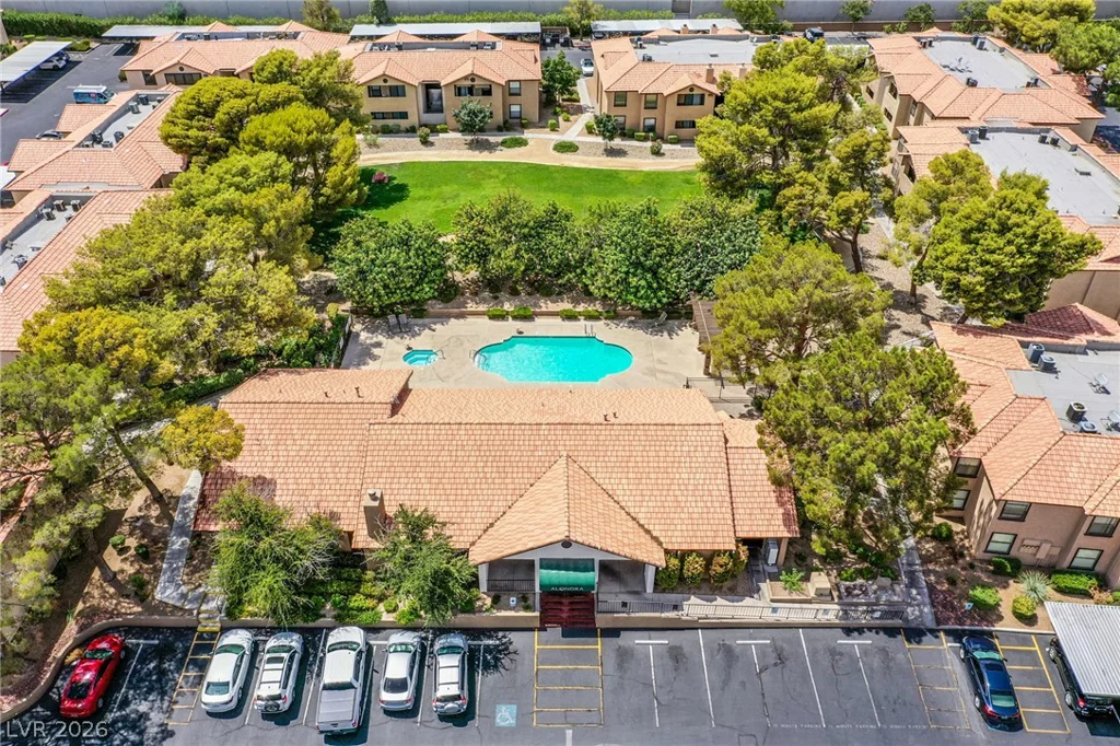 2451 Rainbow, Las Vegas, NV 89108