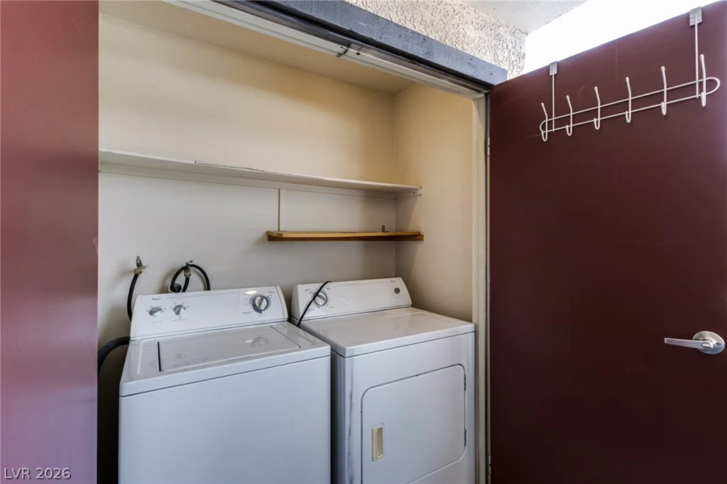 2451 Rainbow, Las Vegas, NV 89108