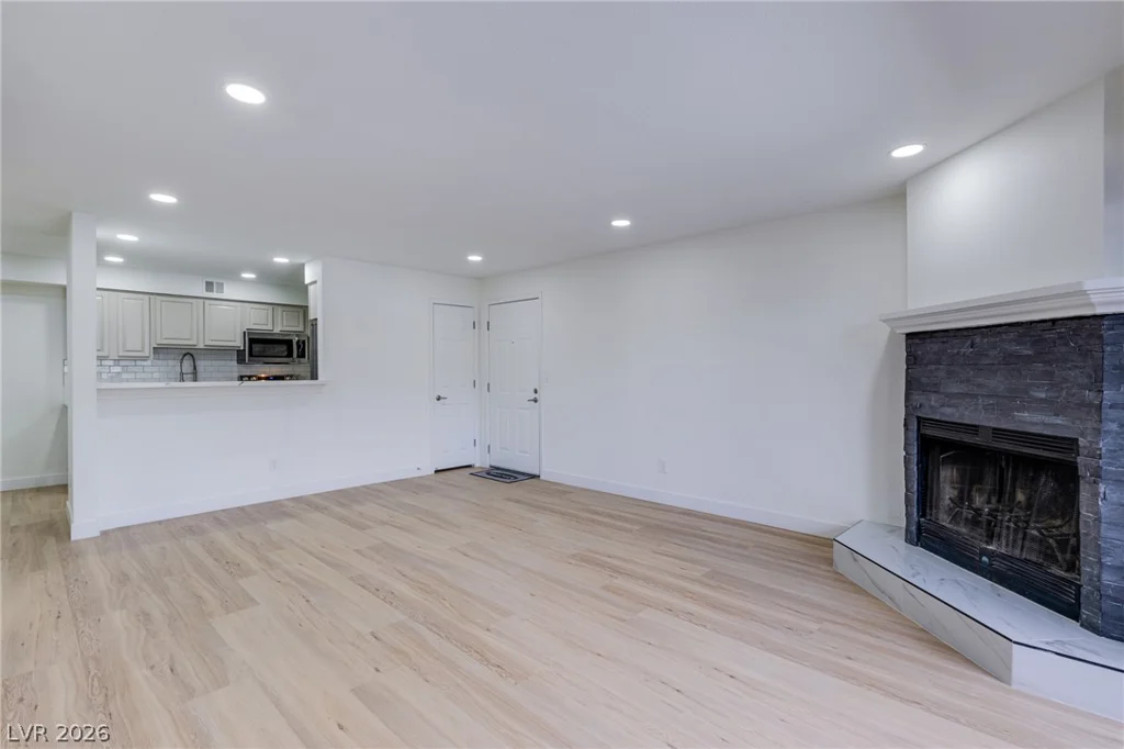 2451 Rainbow, Las Vegas, NV 89108