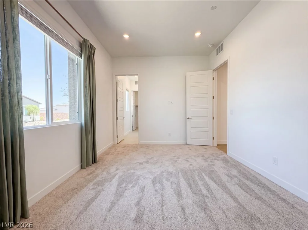 8239 Gusty Brook, Las Vegas, NV 89113