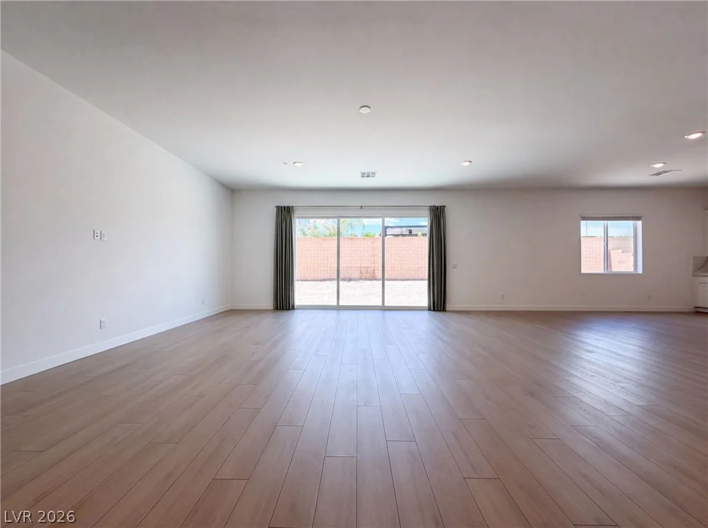 8239 Gusty Brook, Las Vegas, NV 89113