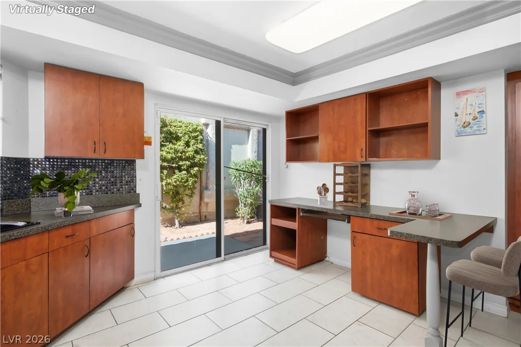 3009 Plaza De Rosa, Las Vegas, NV 89102