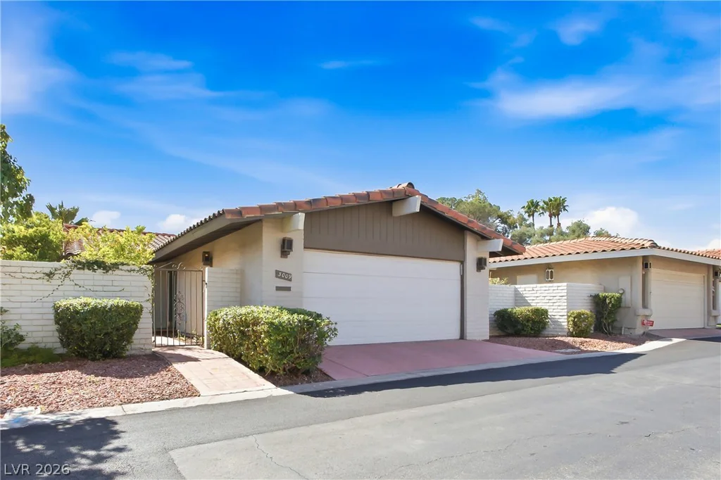 3009 Plaza De Rosa, Las Vegas, NV 89102