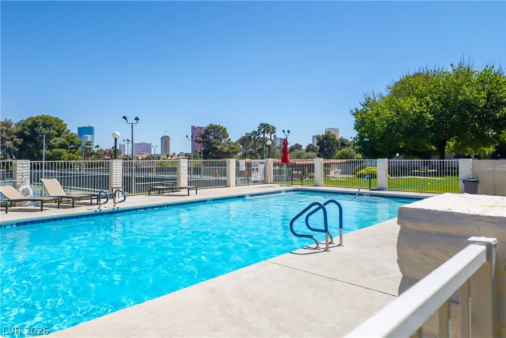3009 Plaza De Rosa, Las Vegas, NV 89102