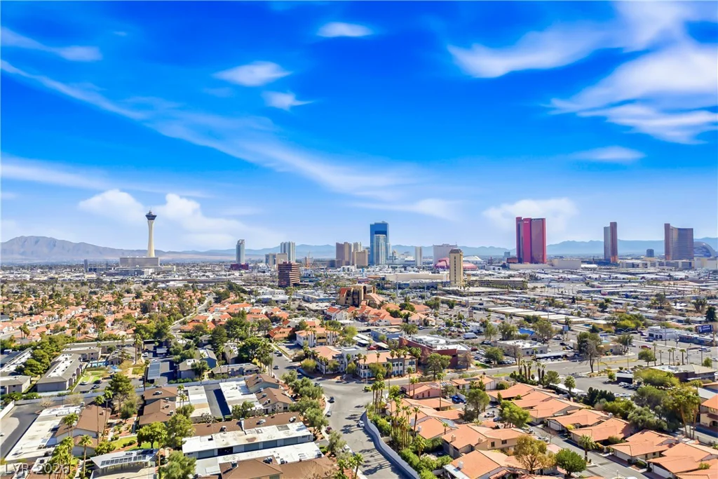3009 Plaza De Rosa, Las Vegas, NV 89102