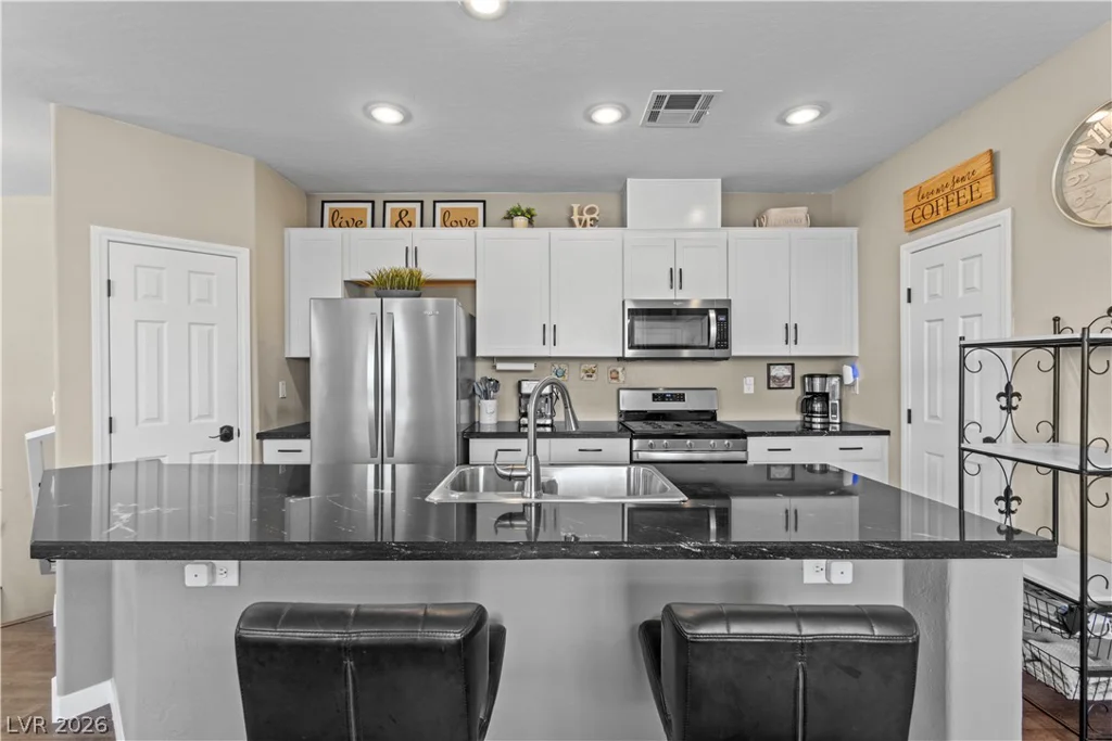 495 Dorchester Bend, North Las Vegas, NV 89032