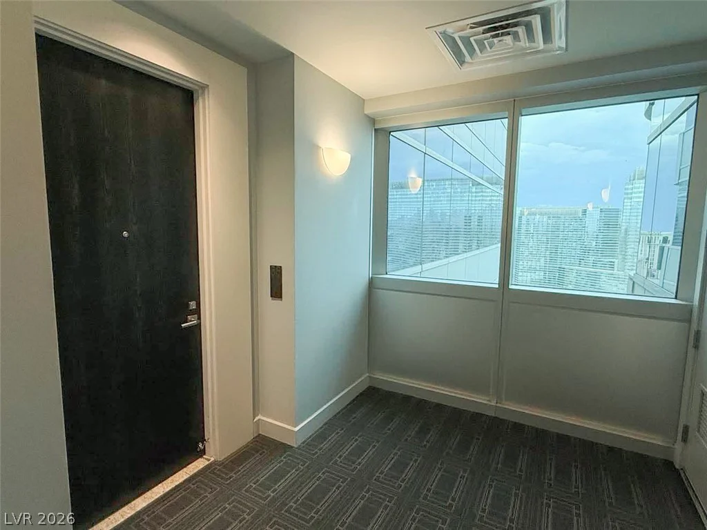 4471 Dean Martin, Las Vegas, NV 89103