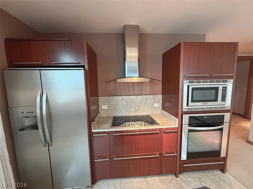 4471 Dean Martin, Las Vegas, NV 89103