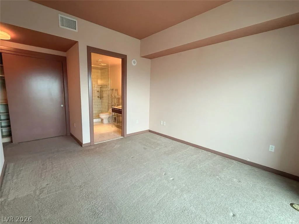 4471 Dean Martin, Las Vegas, NV 89103