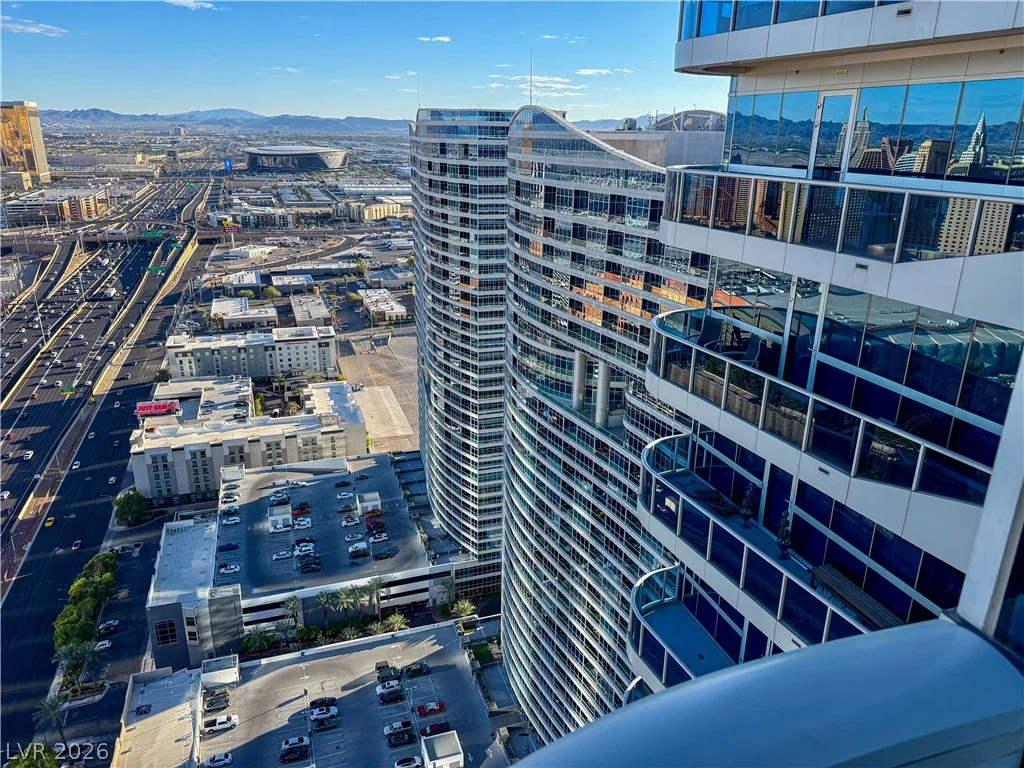 4471 Dean Martin, Las Vegas, NV 89103