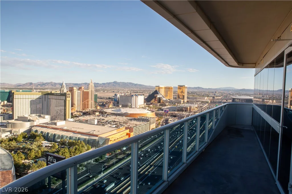 4471 Dean Martin, Las Vegas, NV 89103