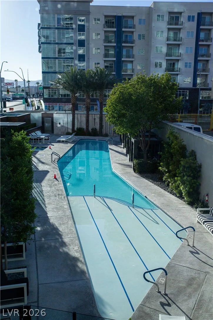 4471 Dean Martin, Las Vegas, NV 89103