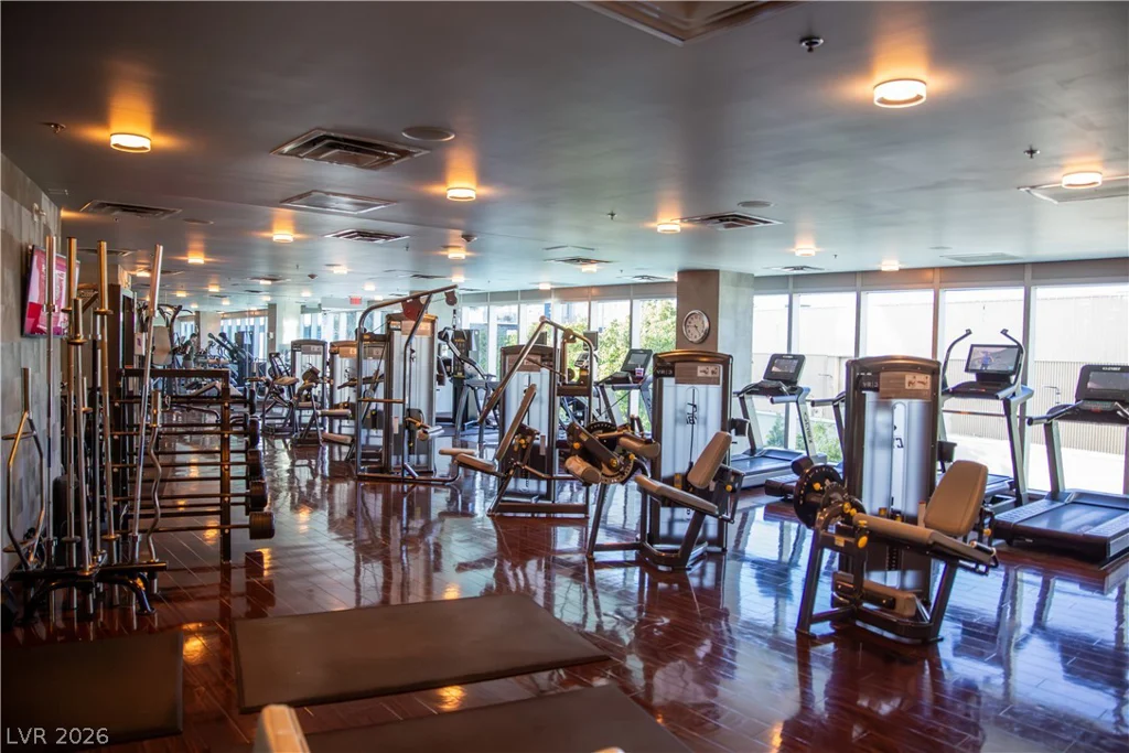 4471 Dean Martin, Las Vegas, NV 89103