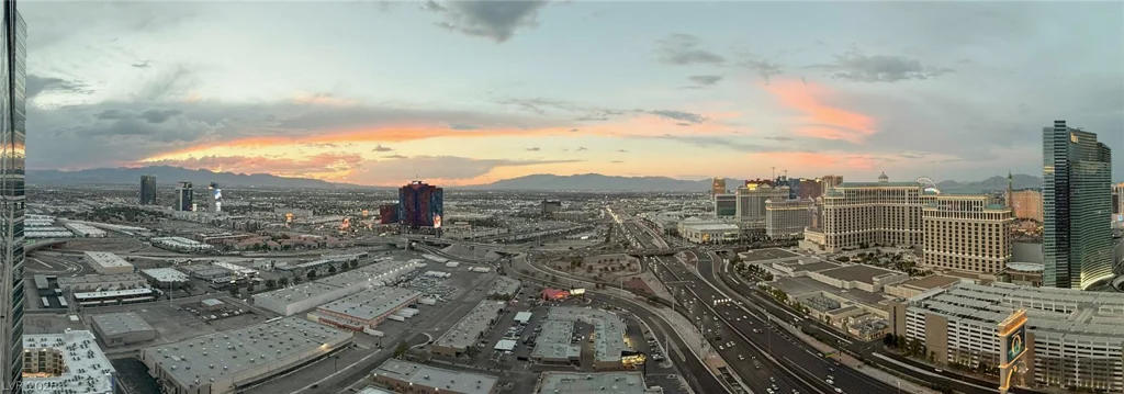4471 Dean Martin, Las Vegas, NV 89103