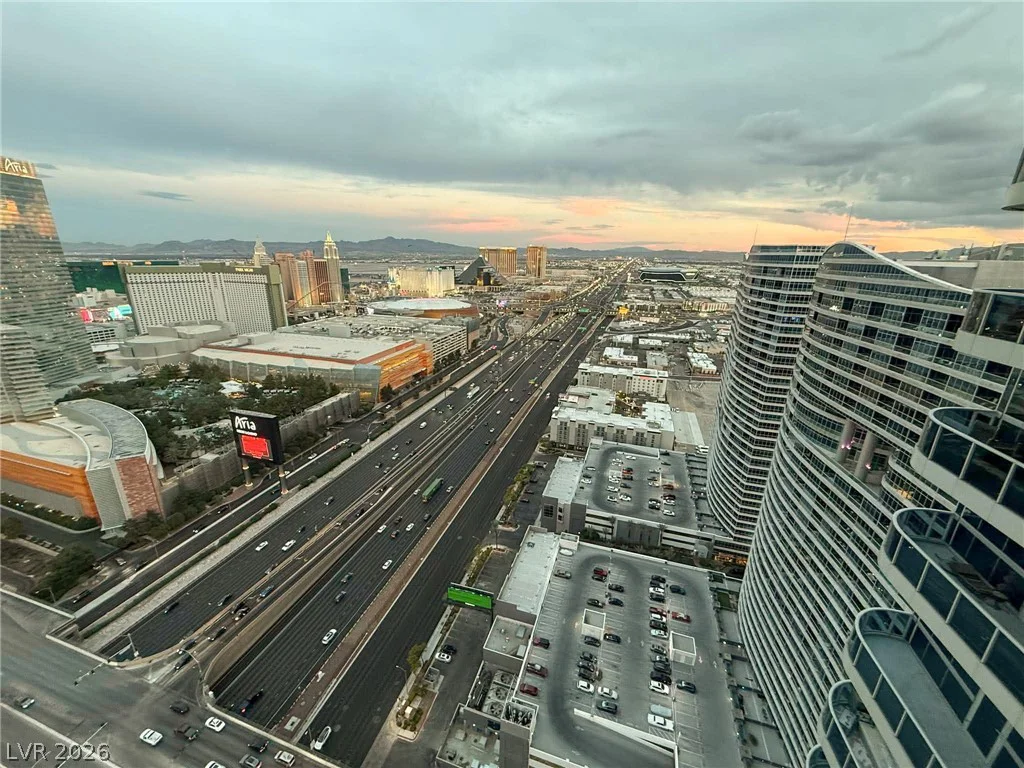 4471 Dean Martin, Las Vegas, NV 89103