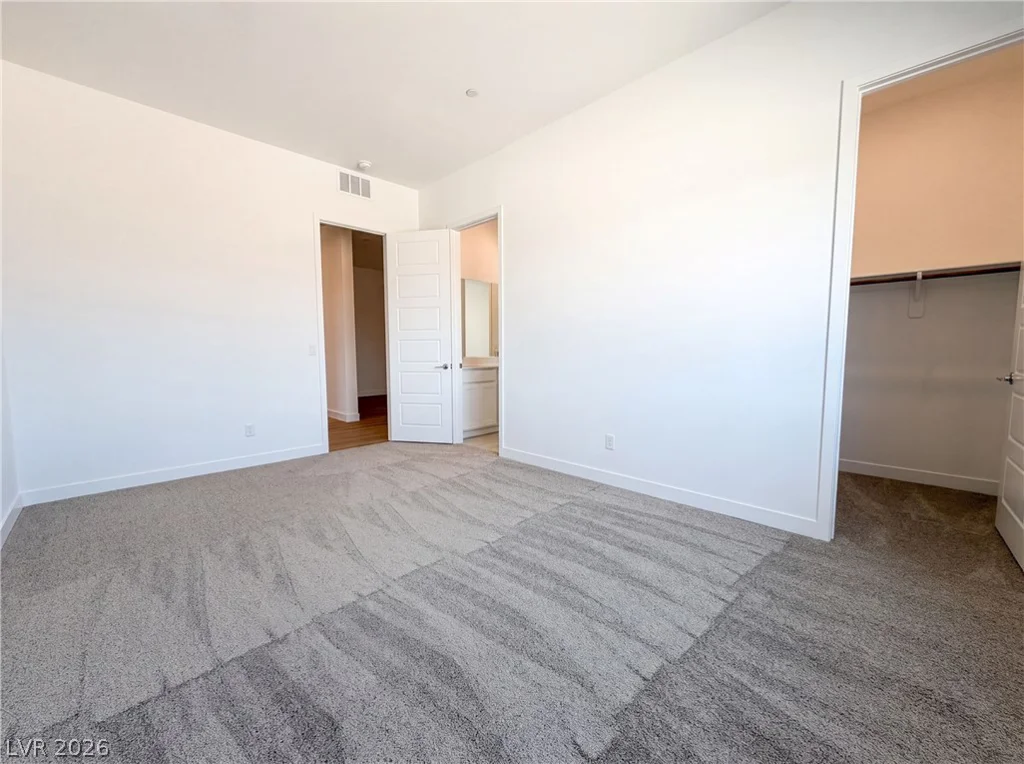 8220 Gusty Brook, Las Vegas, NV 89113