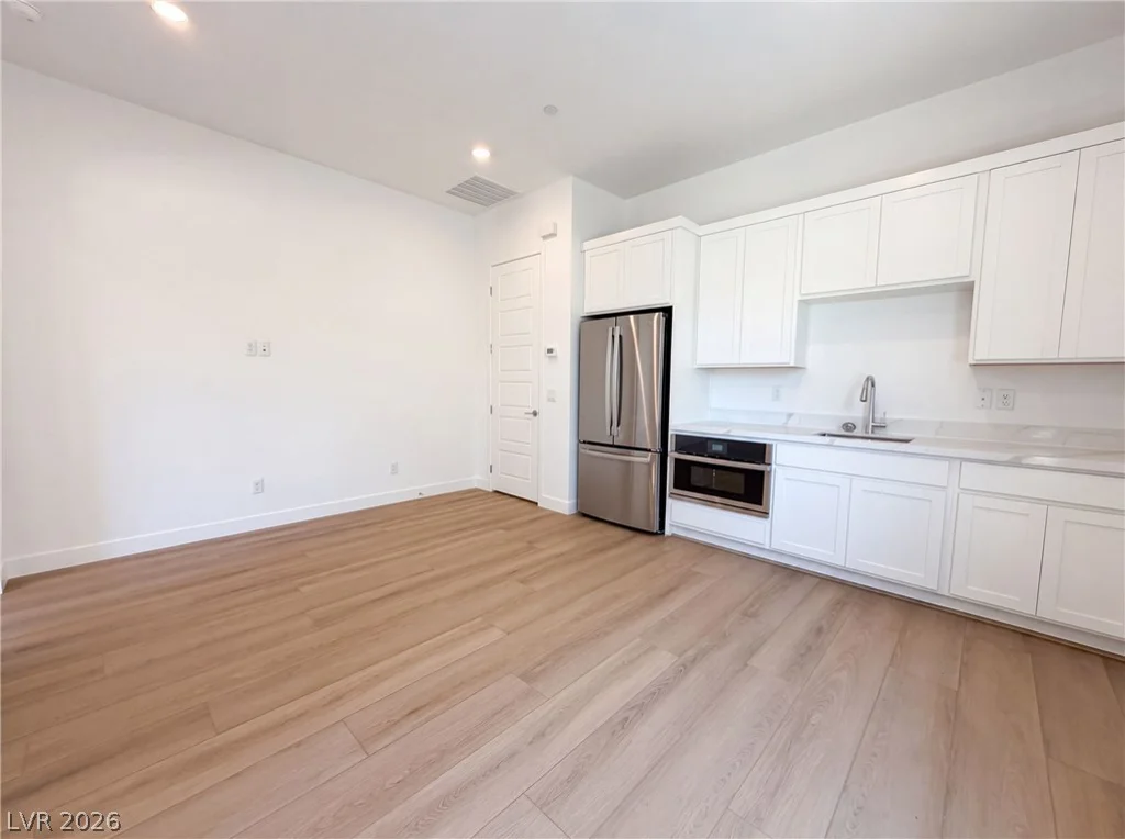8220 Gusty Brook, Las Vegas, NV 89113