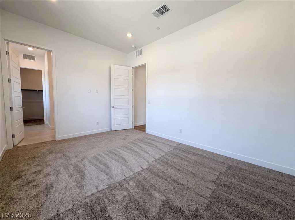 8220 Gusty Brook, Las Vegas, NV 89113