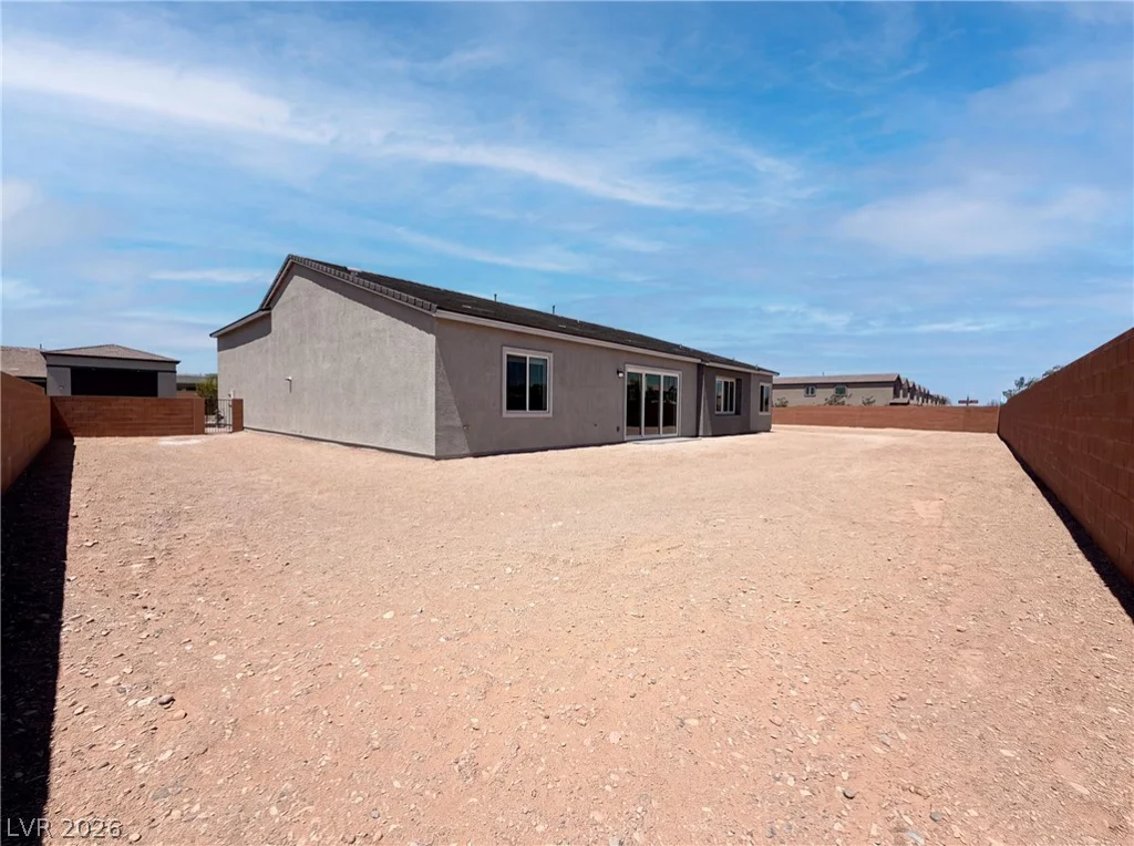 8220 Gusty Brook, Las Vegas, NV 89113
