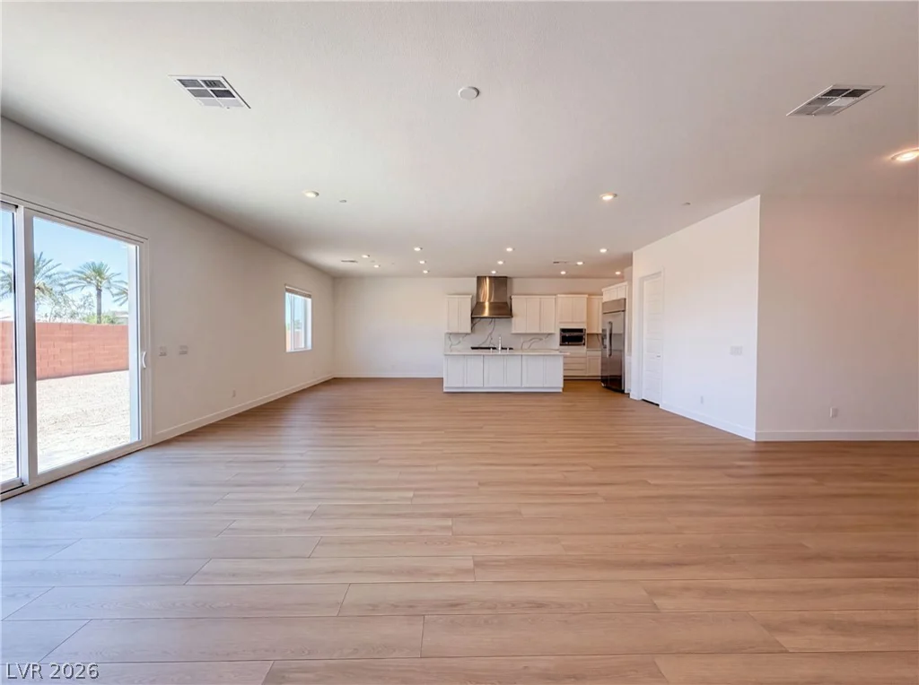 8220 Gusty Brook, Las Vegas, NV 89113