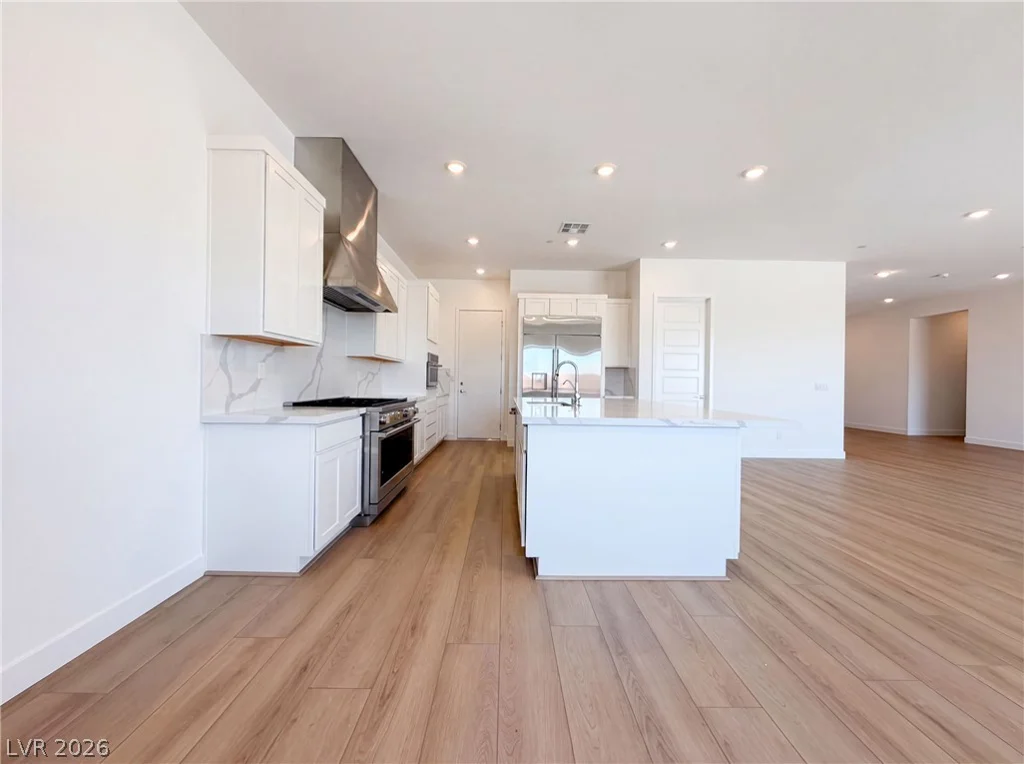 8220 Gusty Brook, Las Vegas, NV 89113