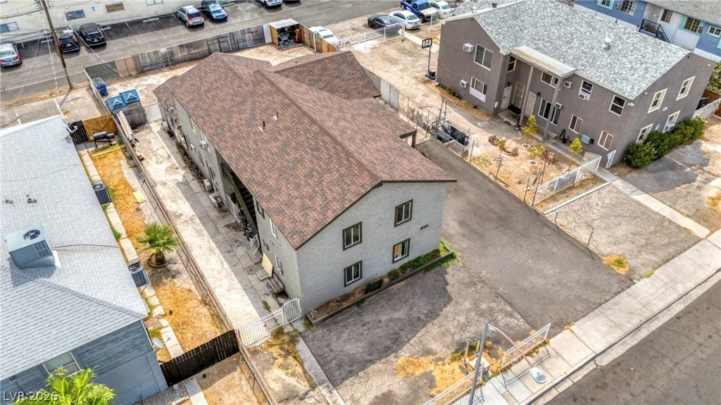 1715 Santa Paula, Las Vegas, NV 89104
