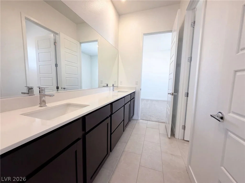 8289 Warbonnet, Las Vegas, NV 89113