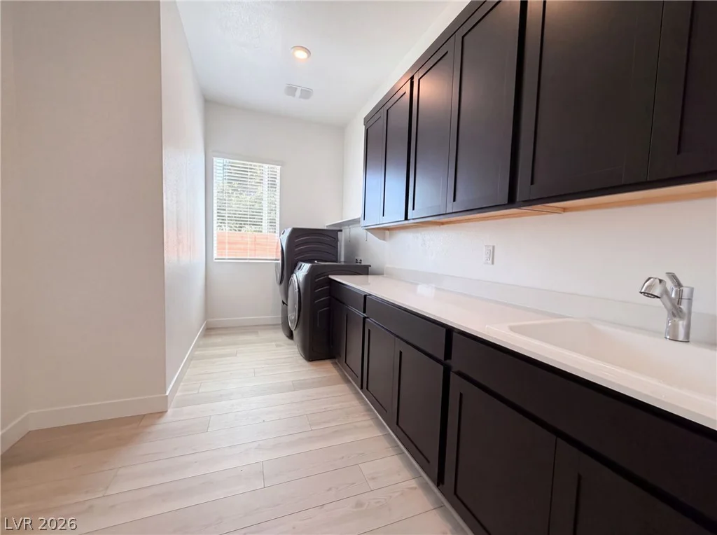 8289 Warbonnet, Las Vegas, NV 89113
