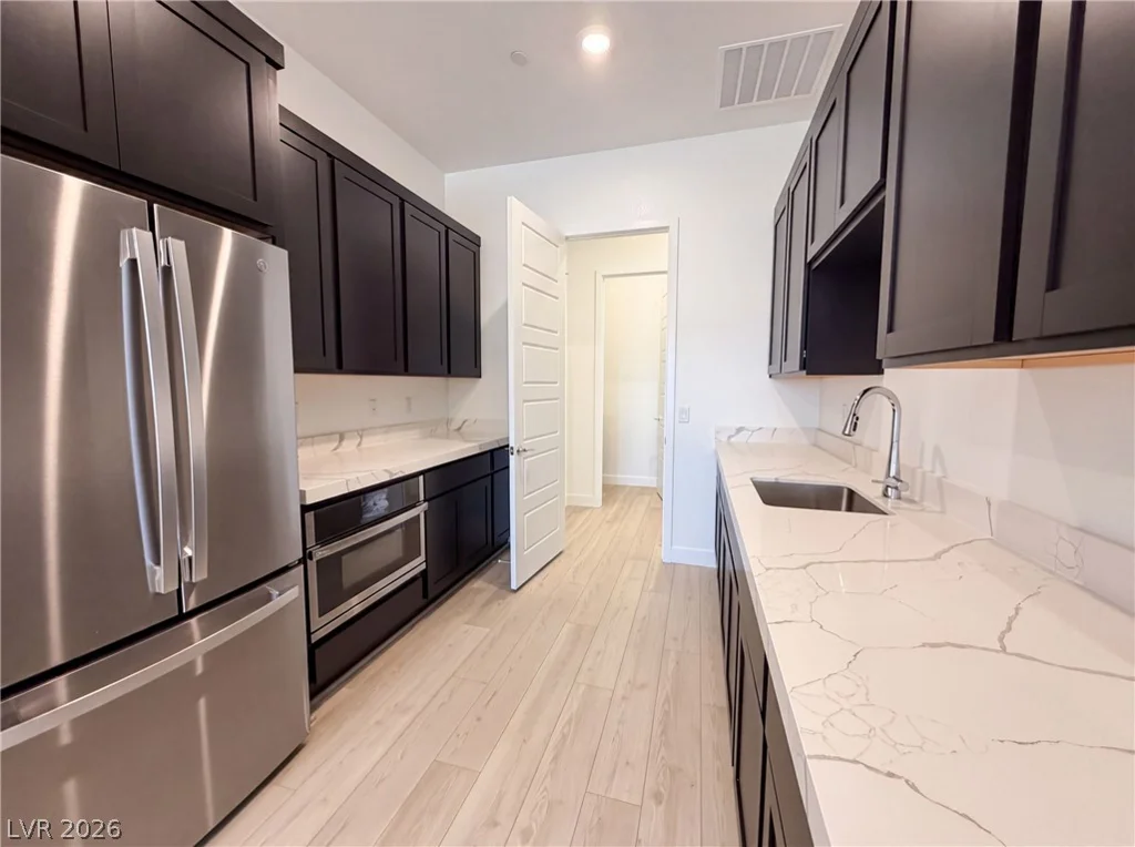 8289 Warbonnet, Las Vegas, NV 89113