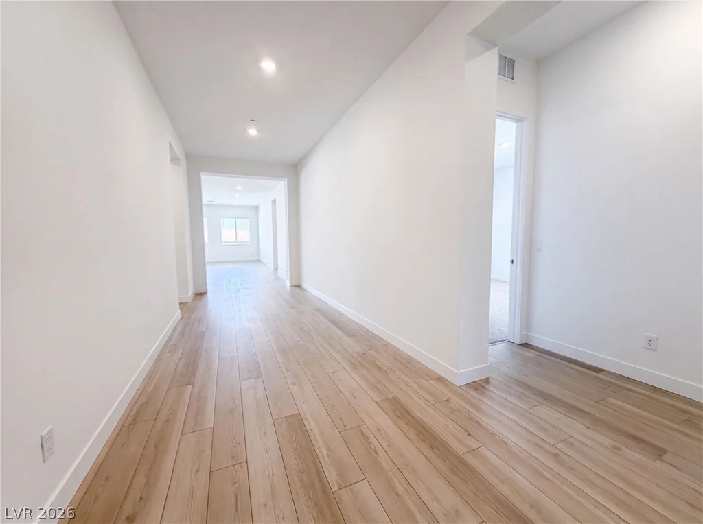 8289 Warbonnet, Las Vegas, NV 89113