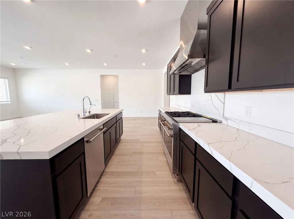 8289 Warbonnet, Las Vegas, NV 89113
