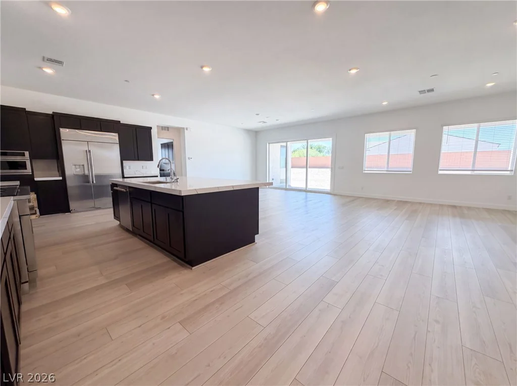 8289 Warbonnet, Las Vegas, NV 89113