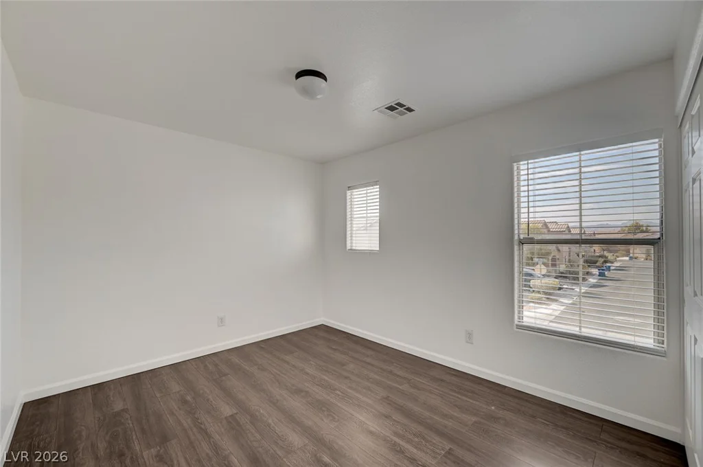 5672 Park City, Las Vegas, NV 89122