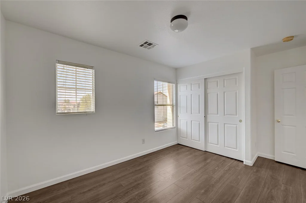 5672 Park City, Las Vegas, NV 89122