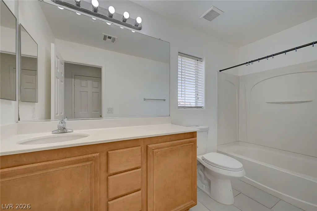 5672 Park City, Las Vegas, NV 89122
