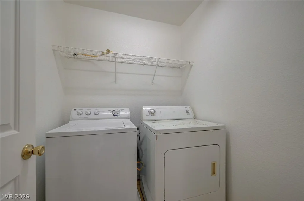 5672 Park City, Las Vegas, NV 89122