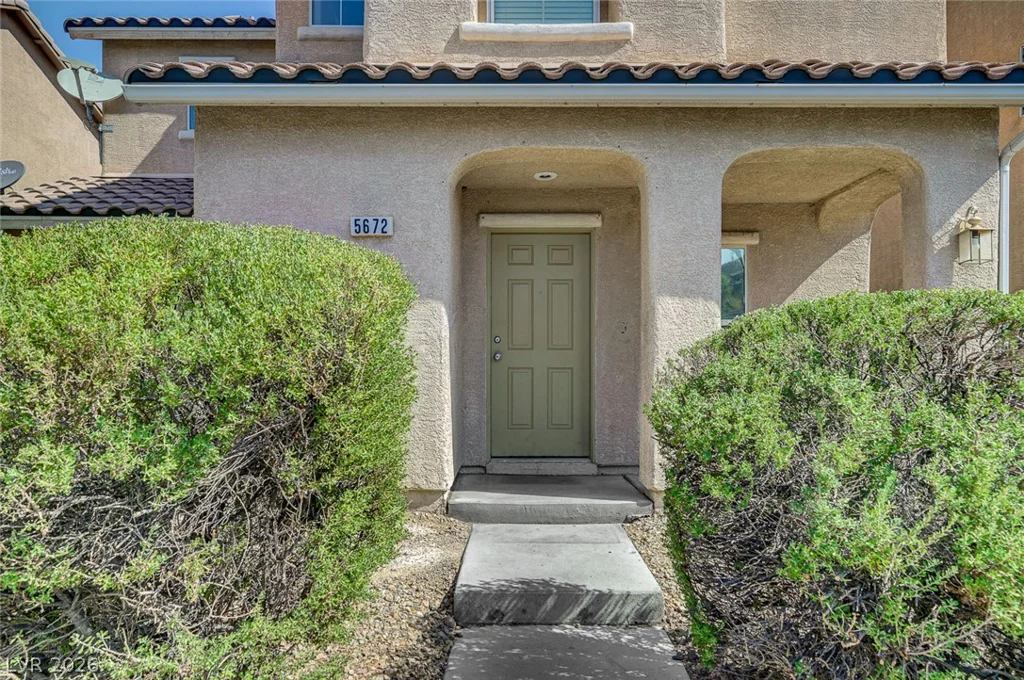 5672 Park City, Las Vegas, NV 89122