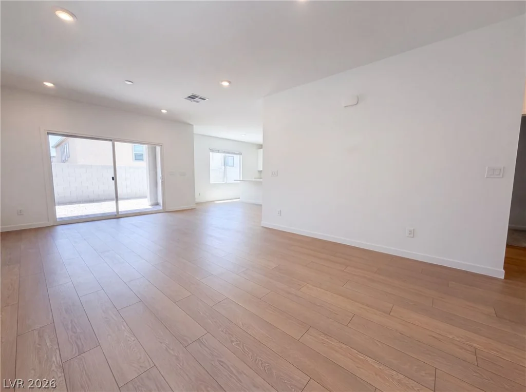 8379 Rochelle, Las Vegas, NV 89147