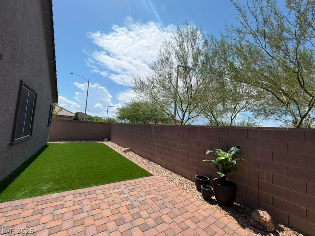 3936 Snow Fawn, North Las Vegas, NV 89084