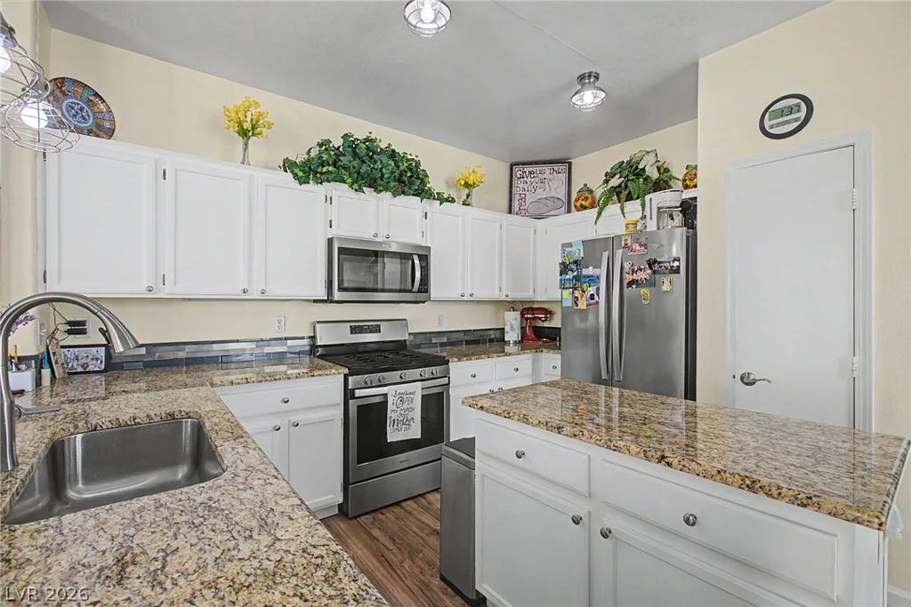4974 Miners Ridge, Las Vegas, NV 89122
