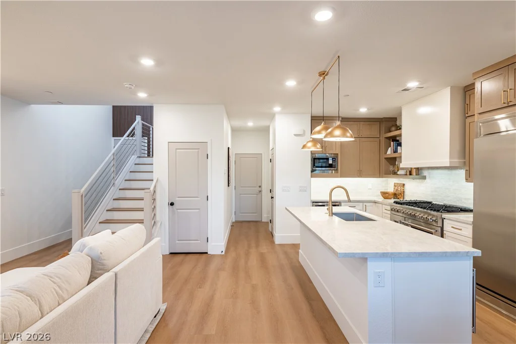 11552 Observation Point, Las Vegas, NV 89138