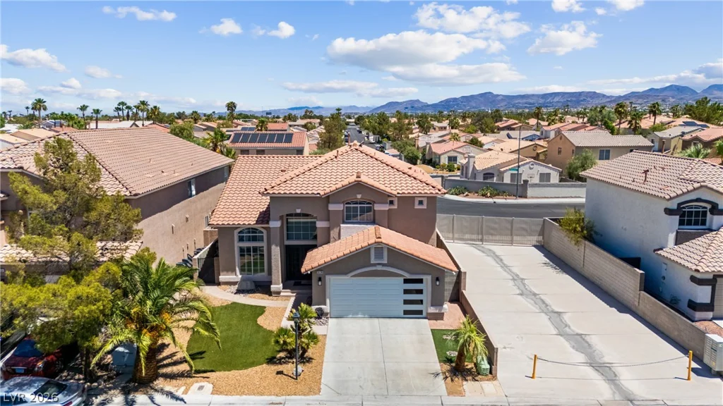 9174 Quiet Sky, Las Vegas, NV 89123